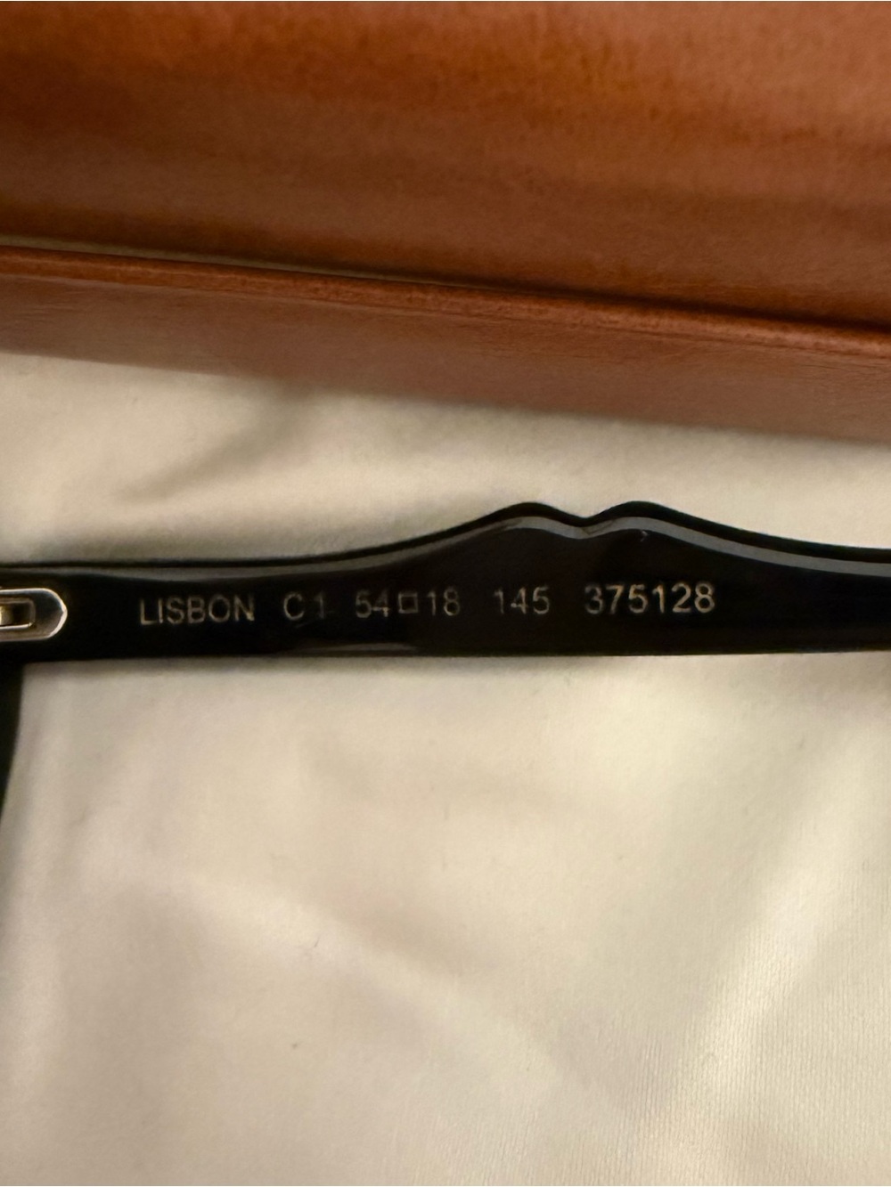 Illesteva Lisbon Sunglasses - Picture 4 of 6